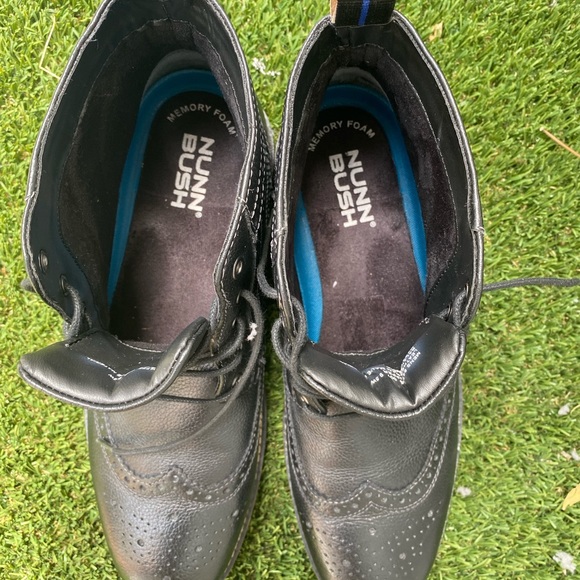 Nunn Bush Men's Odell Wingtip Chukka Boots - Picture 7 of 7